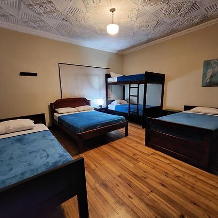 Blue Bird Bed And Breakfast Куэнка Экстерьер фото