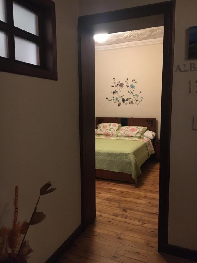 Blue Bird Bed And Breakfast Куэнка Экстерьер фото